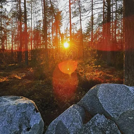 Omatoimista Moekkimajoitusta Luonnon Keskellae Taluspera